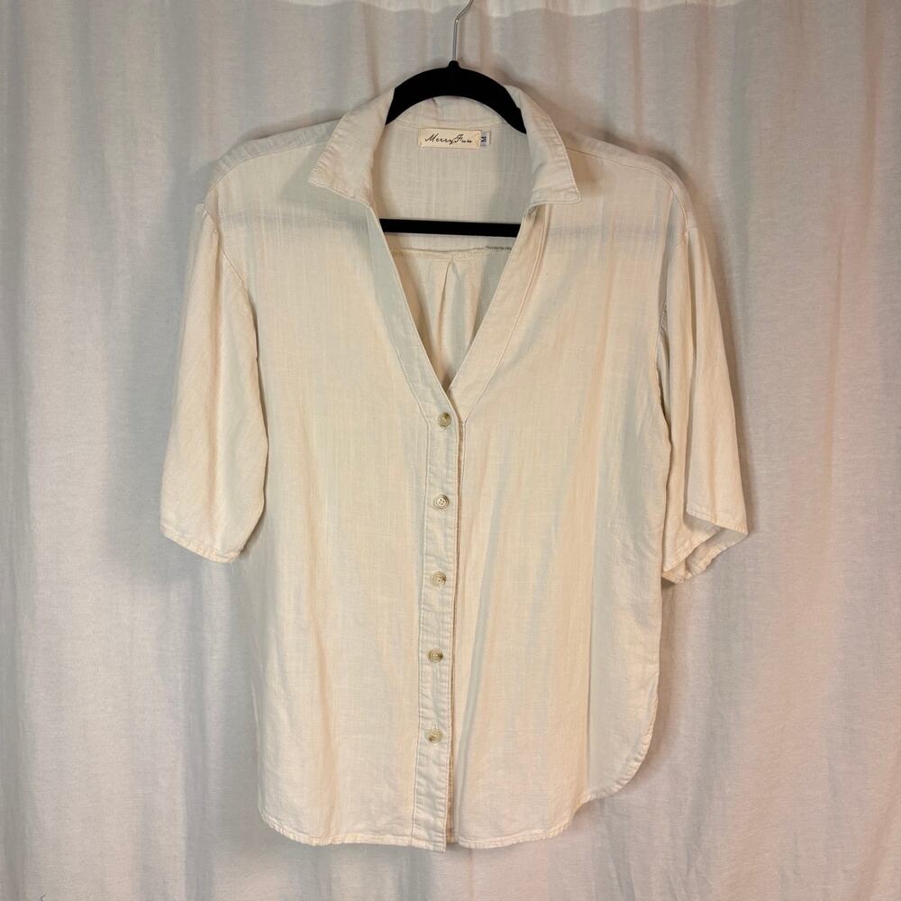 Merry Finn Ivory Button Front Camp Shirt Short Sleeve Blouse Size M
